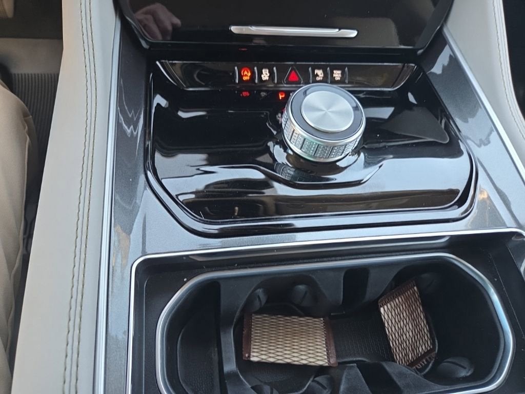 2024 Jeep Wagoneer Series I 4x2