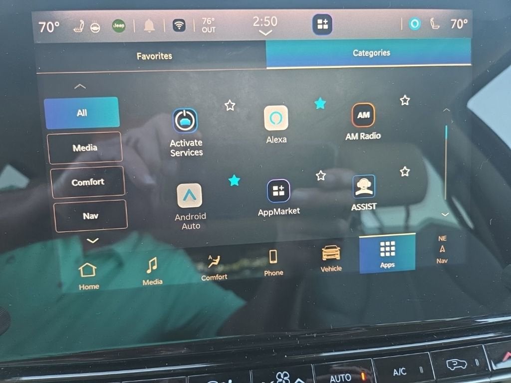 2024 Jeep Wagoneer Series I 4x2
