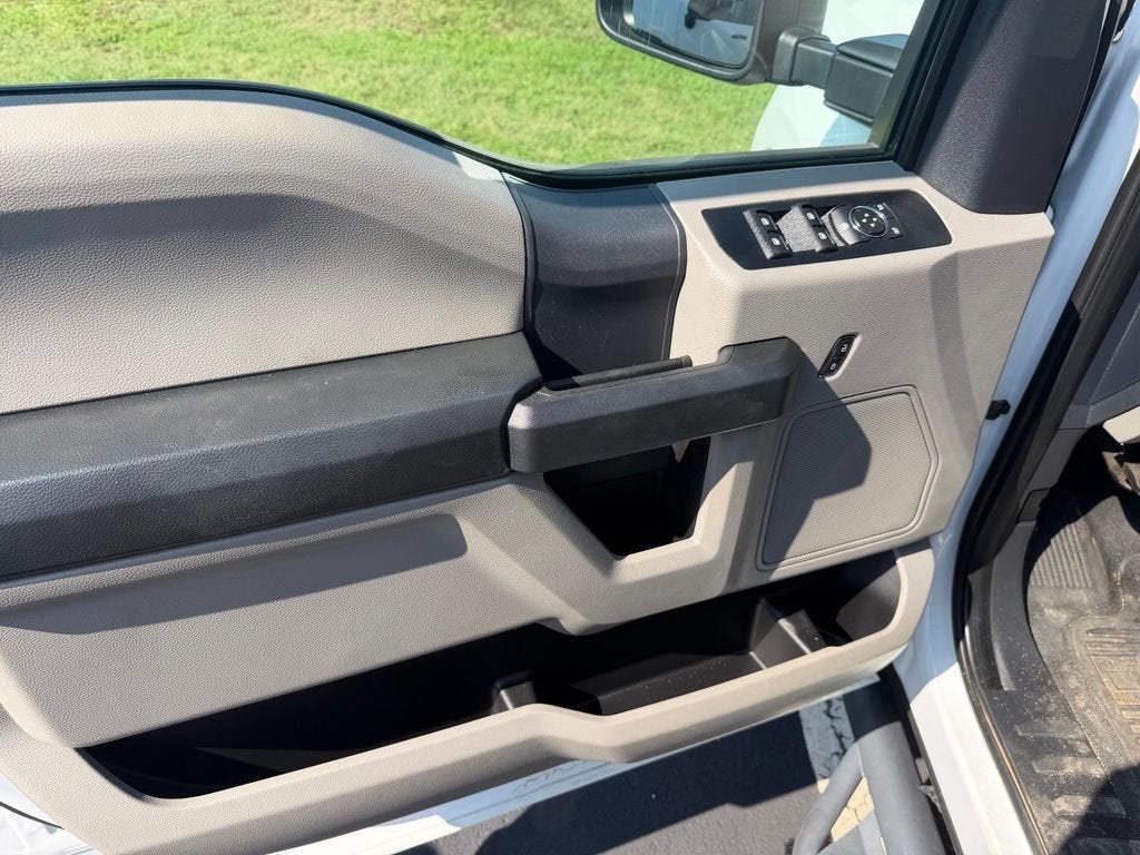 2022 Ford F-350 XL