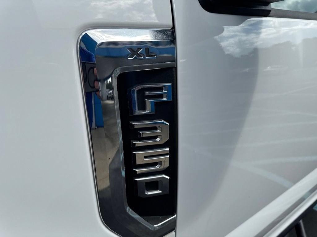 2022 Ford F-350 XL
