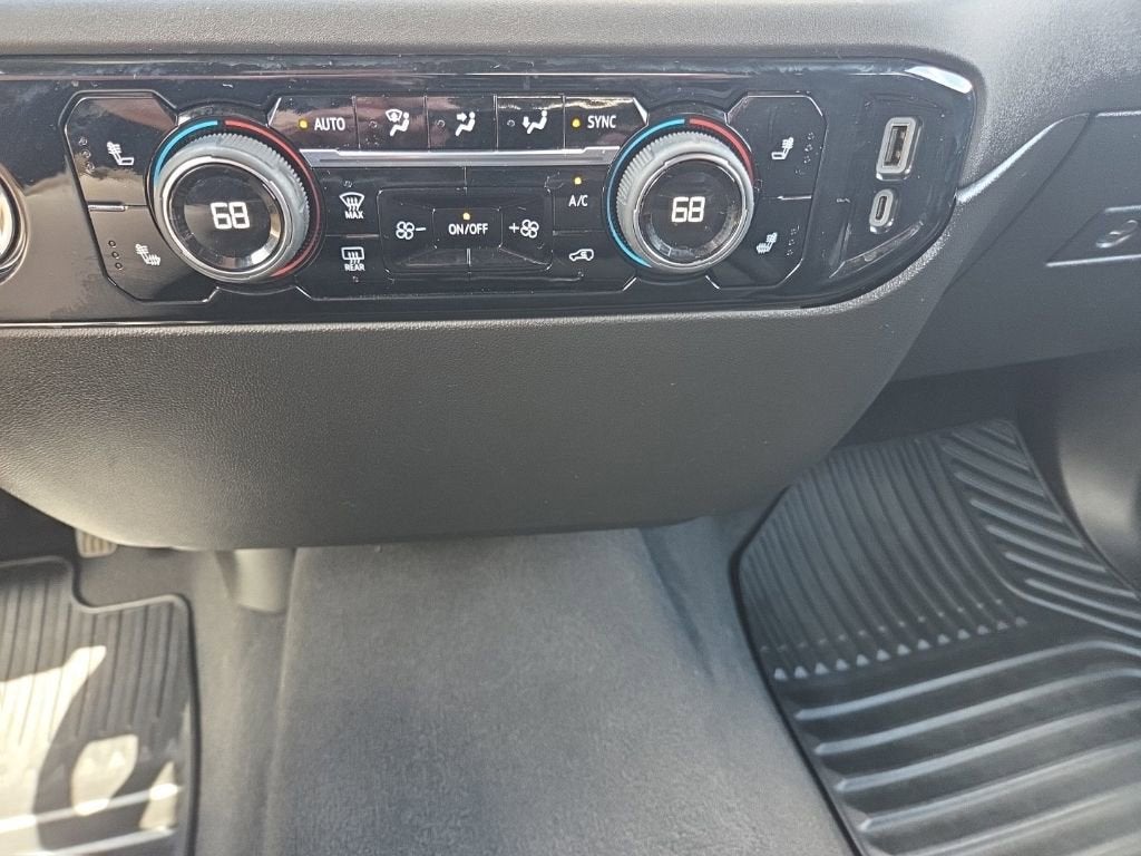 2023 Chevrolet Silverado 1500 LT (2FL)