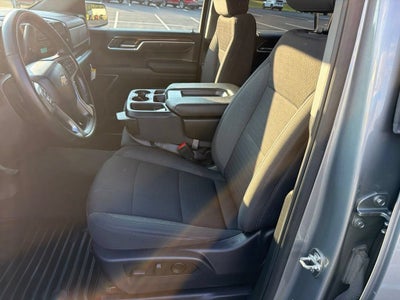 2025 Chevrolet Silverado 1500 LT (2FL)