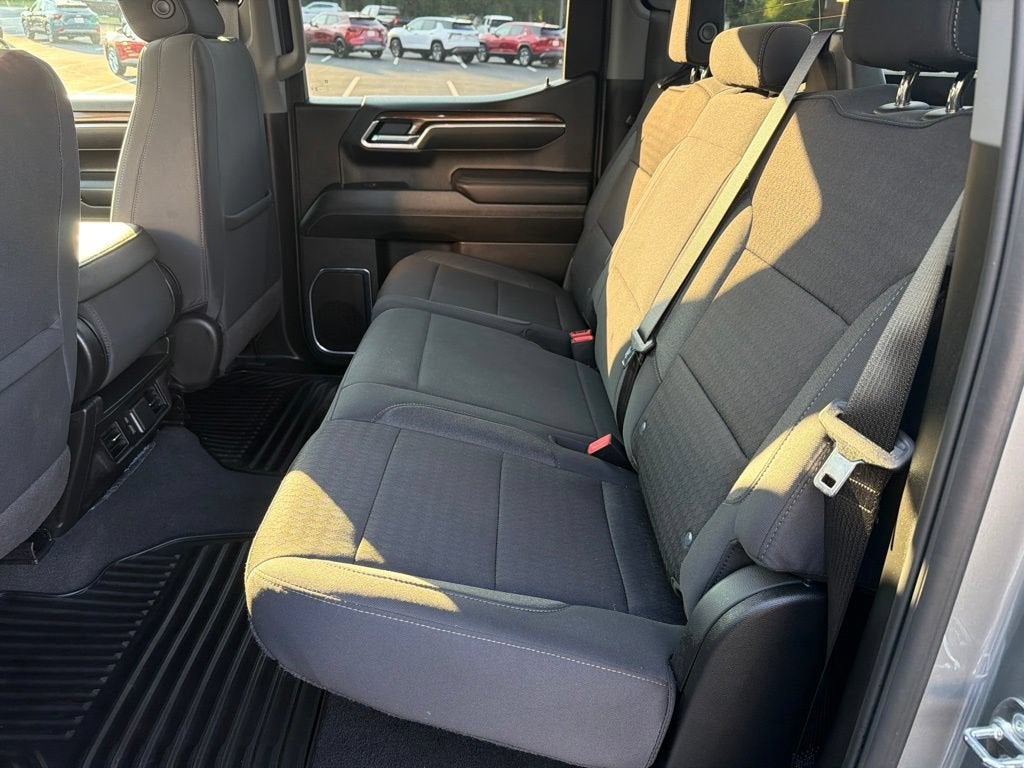 2025 Chevrolet Silverado 1500 LT (2FL)