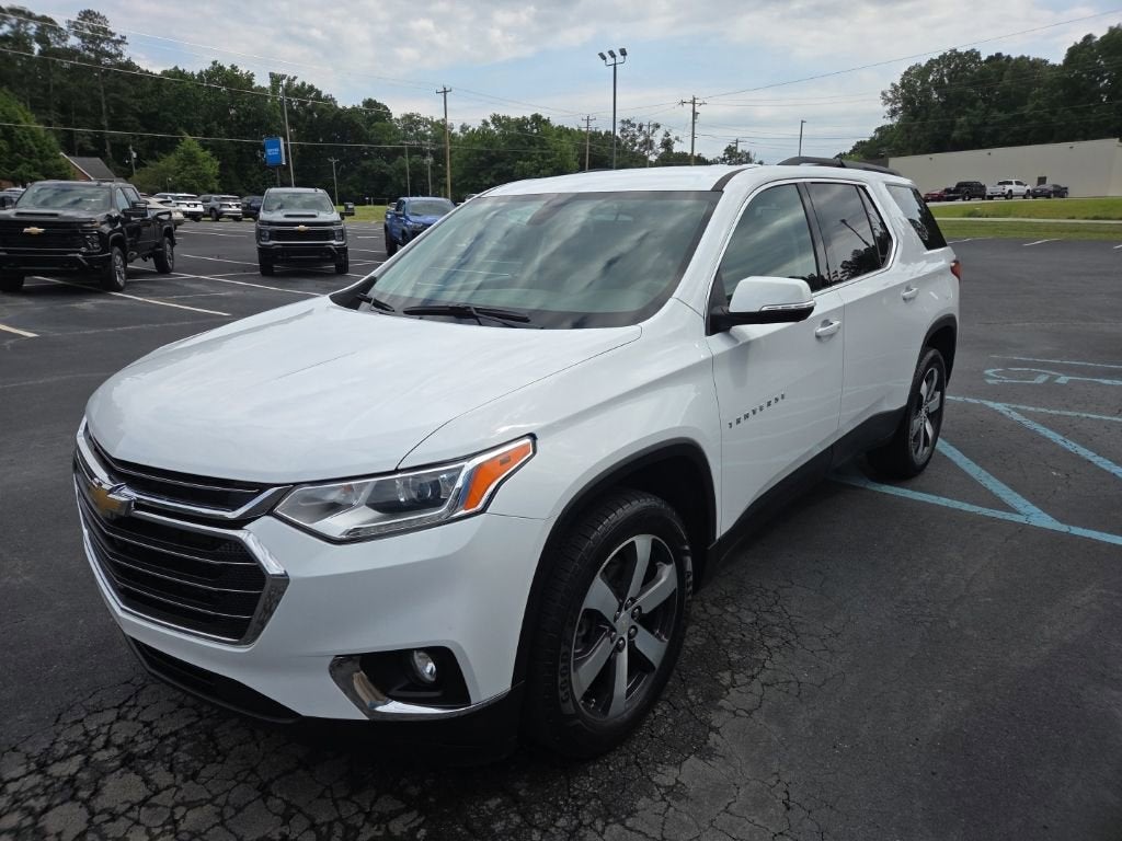 2021 Chevrolet Traverse LT Leather