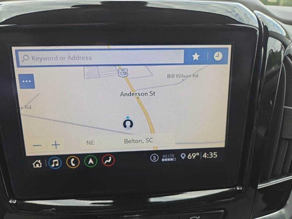 2021 Chevrolet Traverse LT Leather