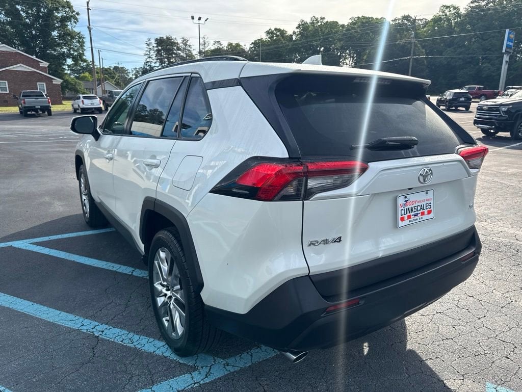 2021 Toyota RAV4 XLE Premium