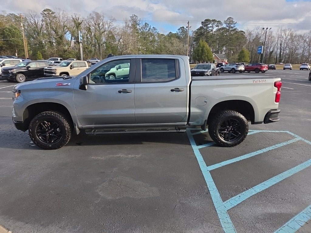2024 Chevrolet Silverado 1500 Custom Trail Boss