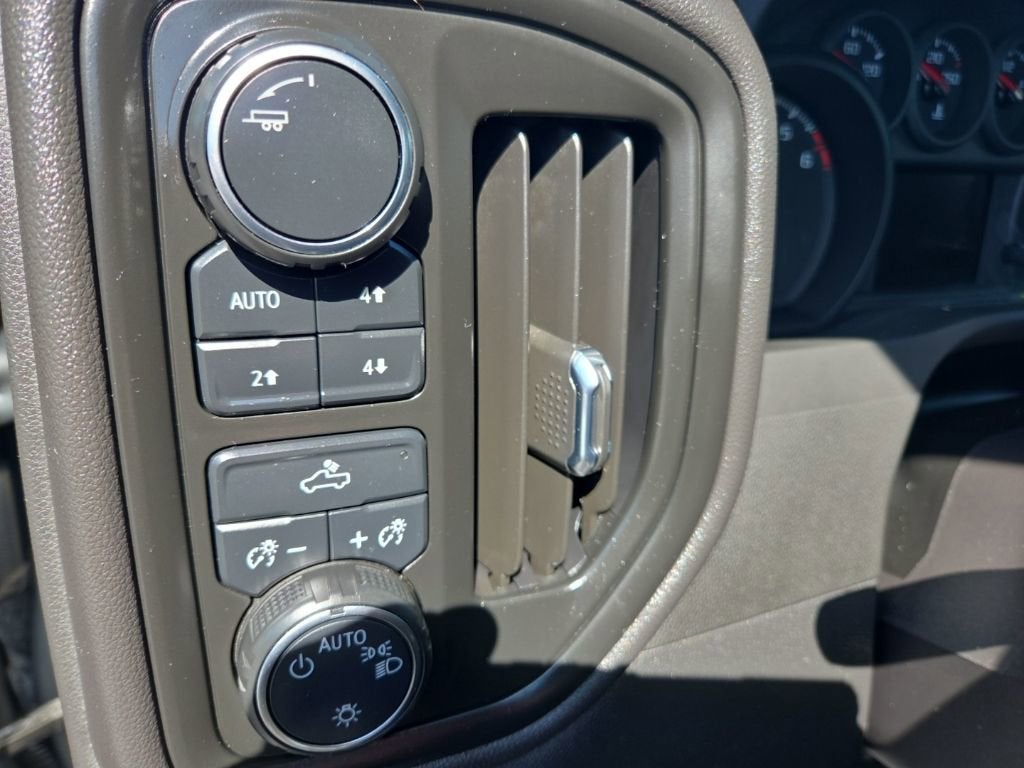 2024 Chevrolet Silverado 1500 Custom Trail Boss