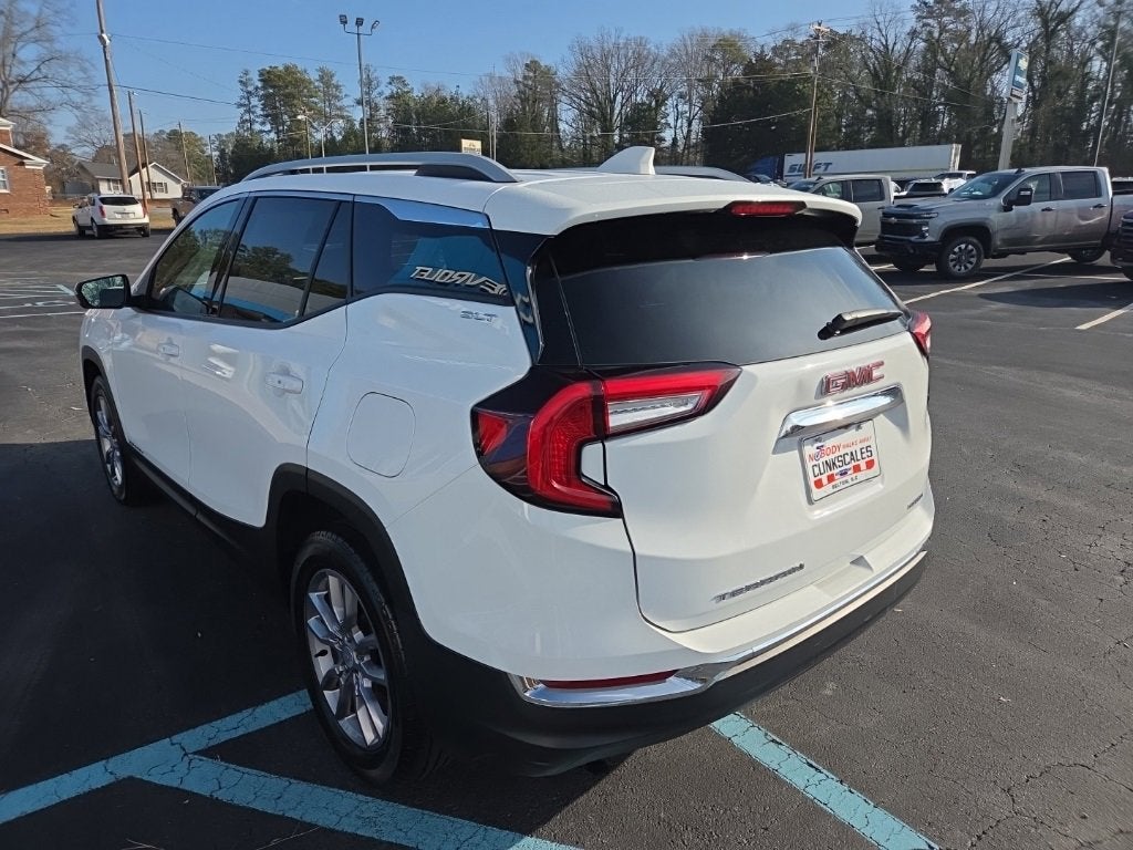 2024 GMC Terrain SLT