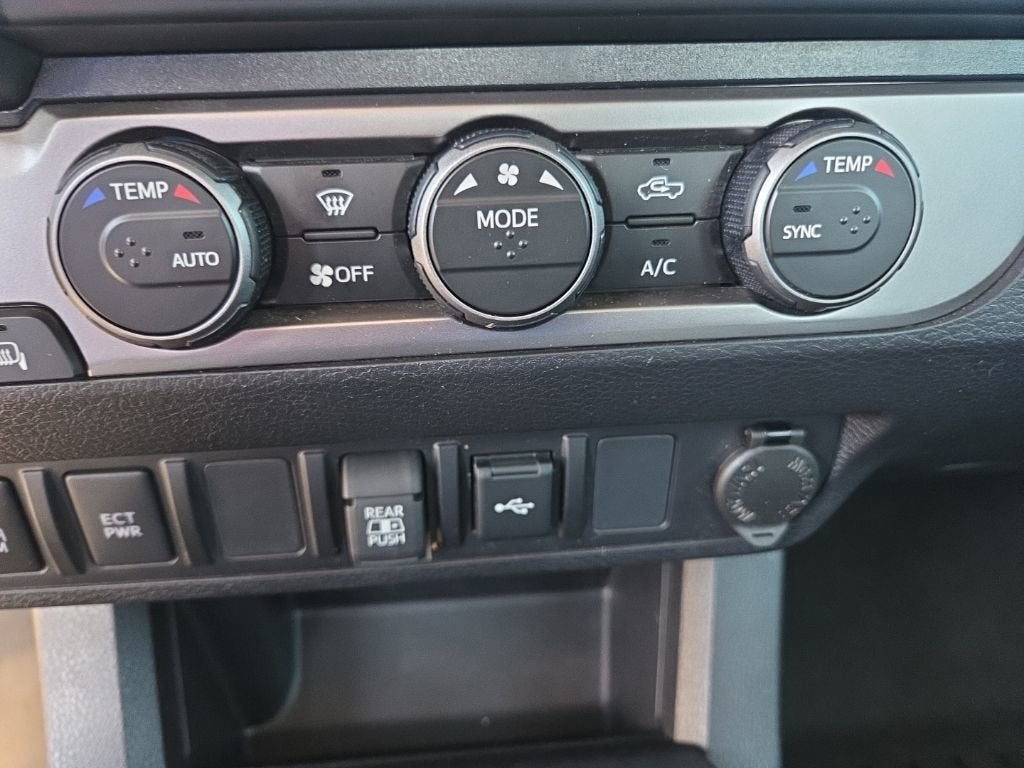 2023 Toyota Tacoma SR5 V6