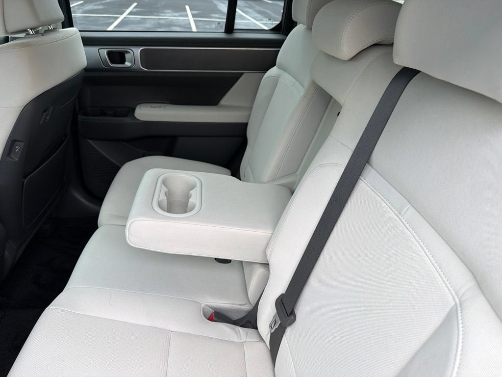 2024 Hyundai Santa Fe SE