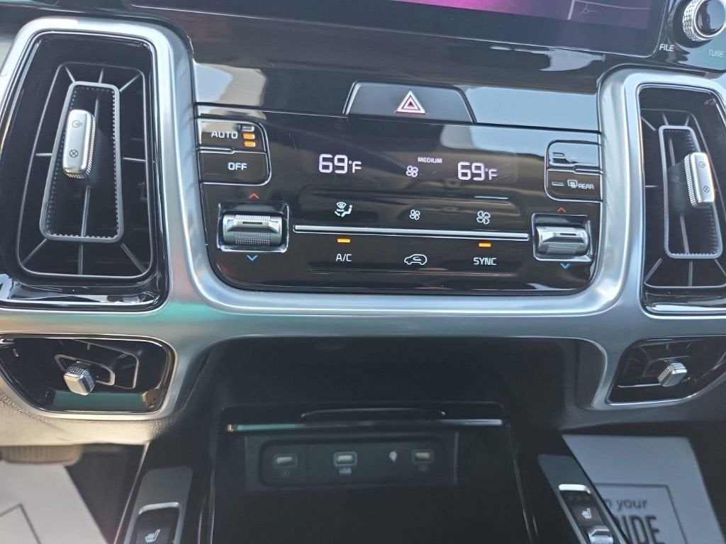 2023 Kia Sorento SX