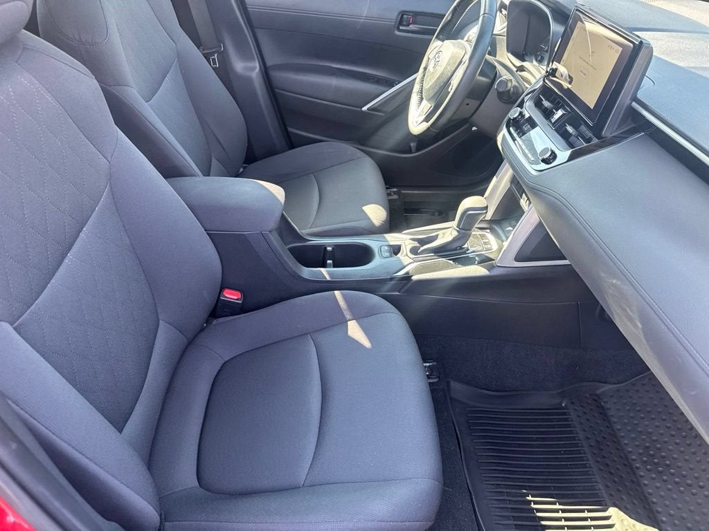 2025 Toyota Corolla Cross LE