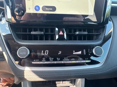 2025 Toyota Corolla Cross LE