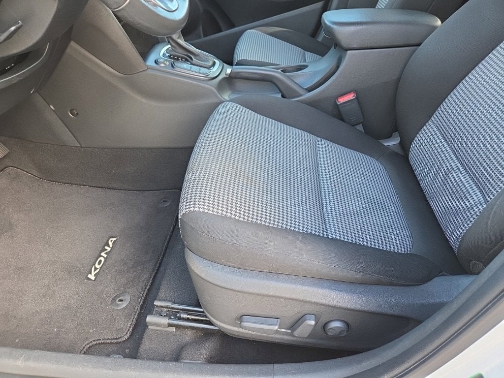 2021 Hyundai Kona SEL Plus